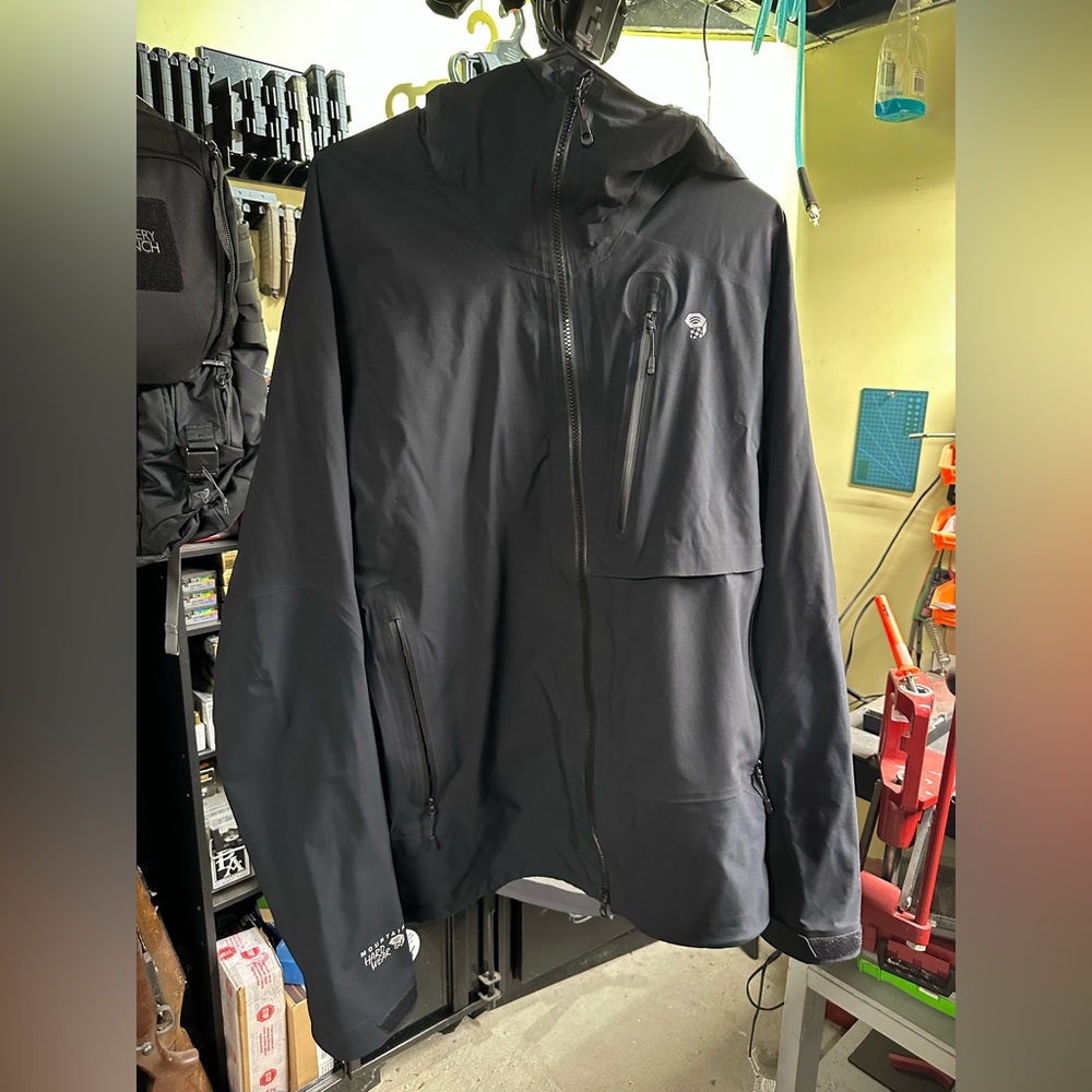 Mountain Hardwear Superperforma shell jacket